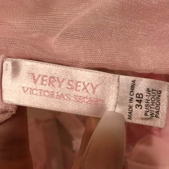 Victoria's Secret very sexy push up 34B - Picture 6 of 6